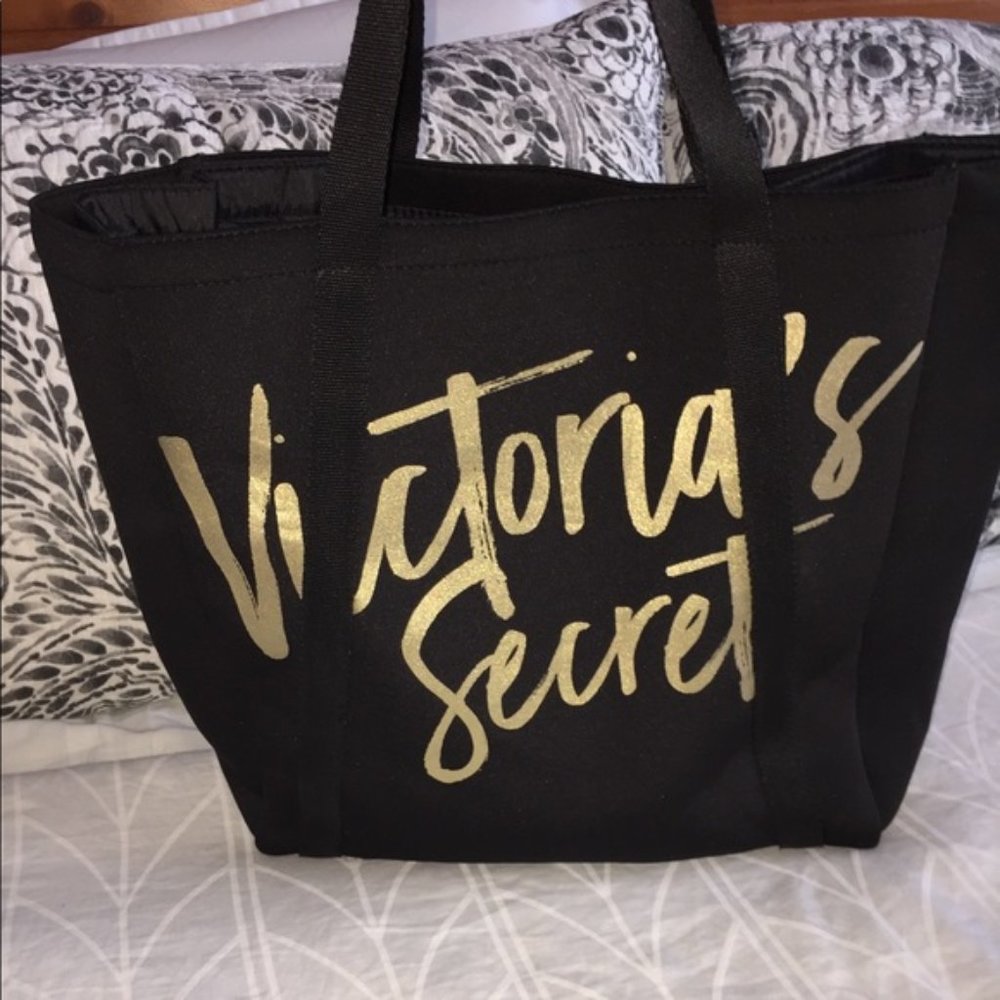 New Victoria’s Secret Tote Bag